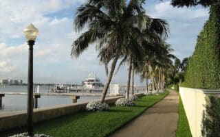 Historic Districts of Palm Beach and W. Palm Beach - Great Runs