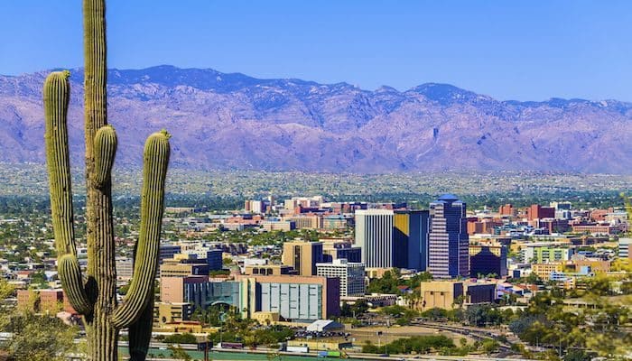 Running in Tucson, Arizona. Best routes and places to run in Tucson.