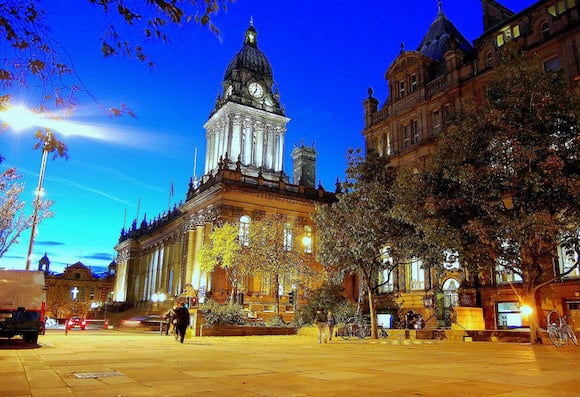 Running in Leeds, UK. Best routes and places to run in Leeds.